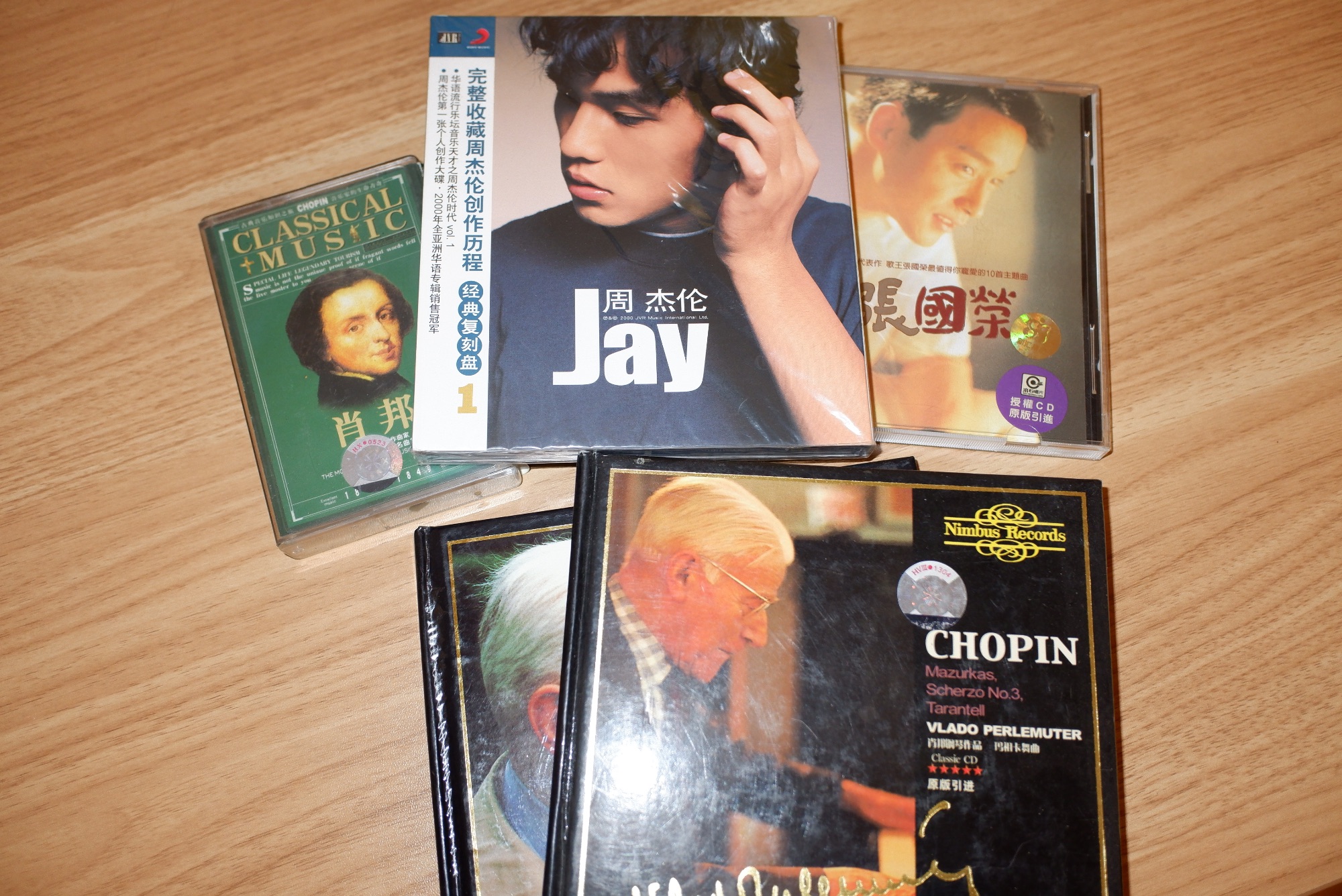 买来但从没有机会放过的CD